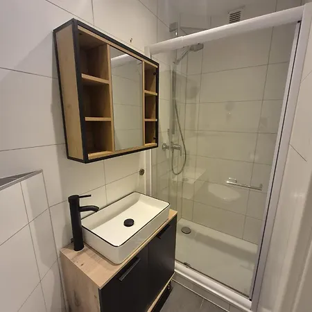 Апартаменты Citynest O5 Midnight Marble